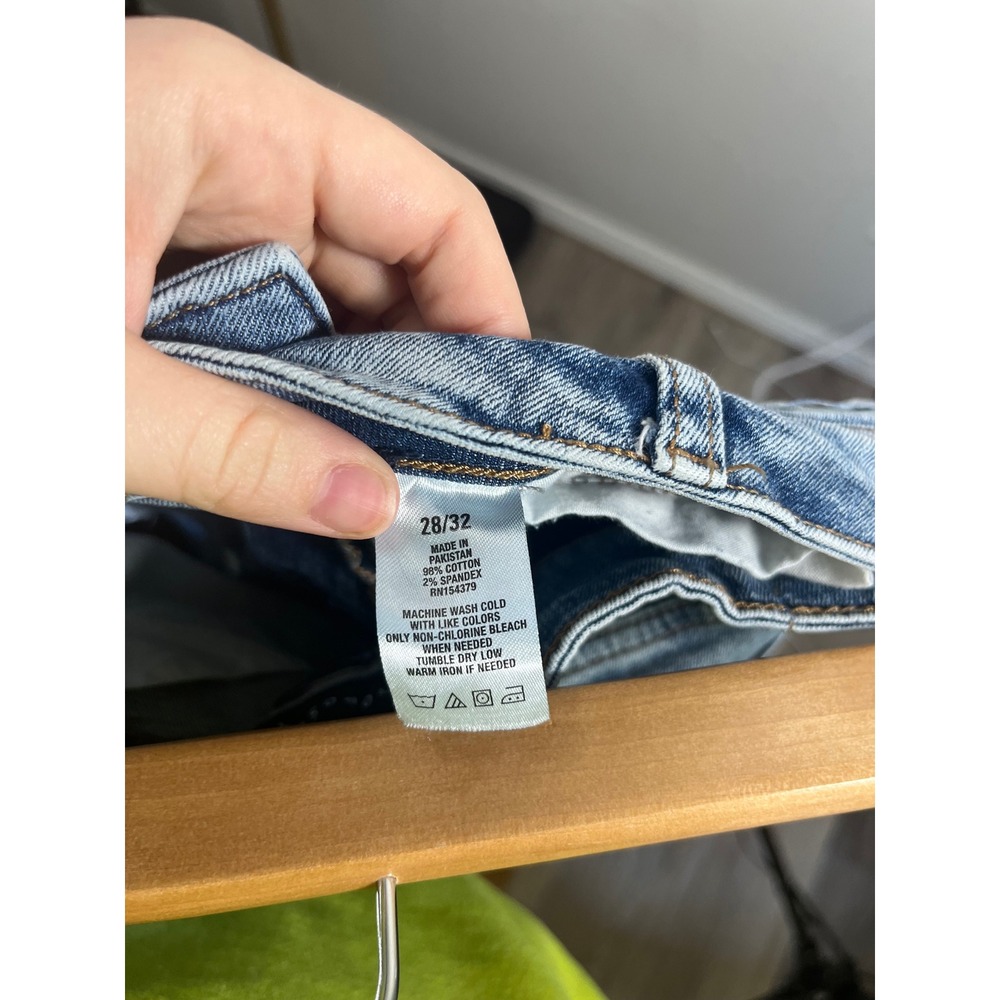 Aeropostale Athletic Skinny Jeans Mens 28x32 Light Wash Distressed Ripped Blue - Picture 6 of 6
